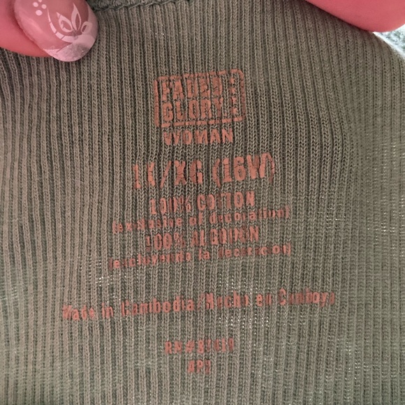 Was💲8! 🎉5/$20 Flower embroidered ribbed tunic - Picture 5 of 13